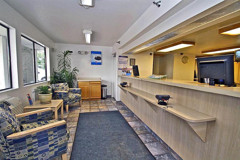 6-windsor Locks, Ct - Hartford 2*
